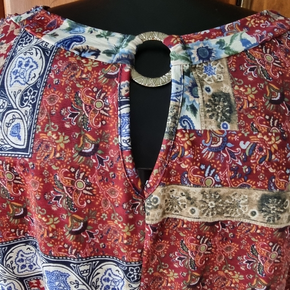 Naif Floral & Paisley Cold Shoulder Top - Picture 9 of 9